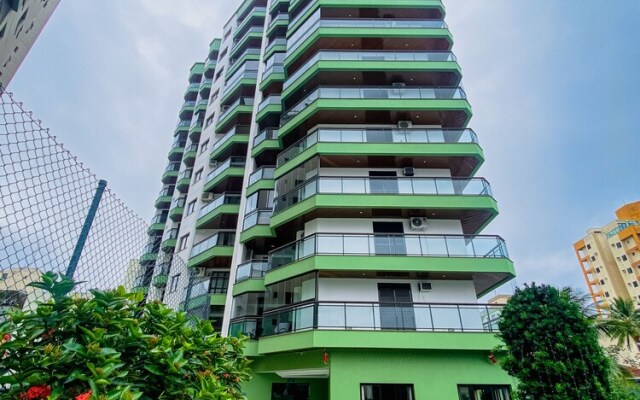 Apartamento no Guarujá com vista para o mar