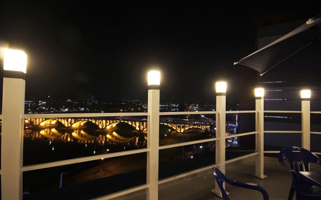 Jinju Hotel The Cloud