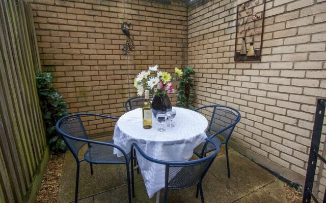 St. Matthew's Gardens Apartment