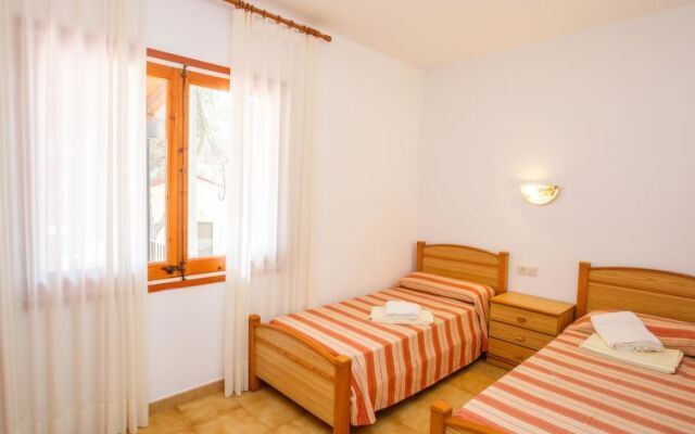 Holiday Home Apartament Isern Baix