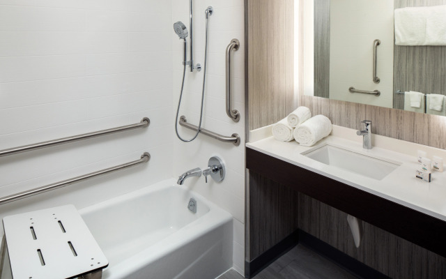 Holiday Inn Express Washington DC Downtown by IHG