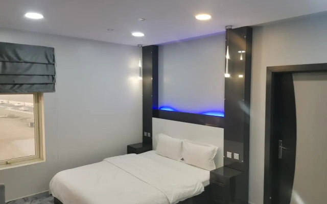Marina Suhar Hotel