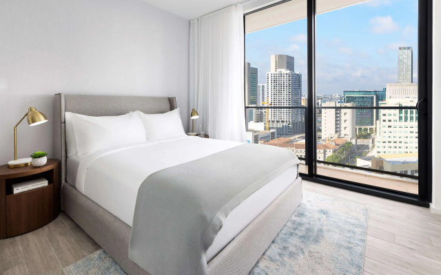 The Elser  Miami
