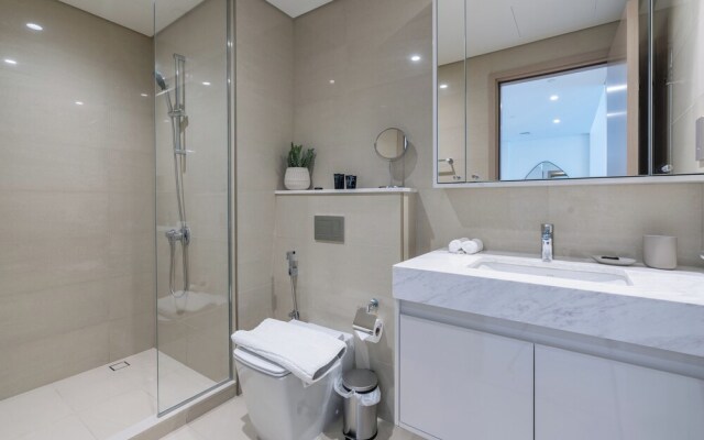 Luxury Burj Royale in the heart of Downtown