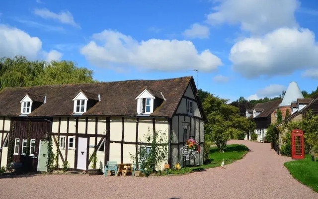 Whitewells Farm Cottages