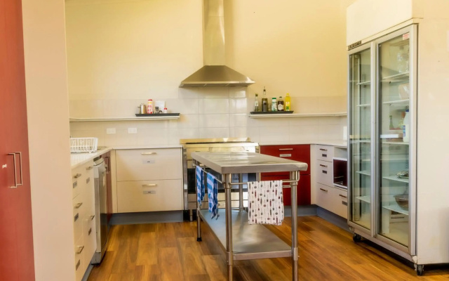 Bellarine Lodge Sleeps 30