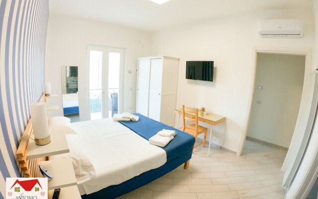 Antonio e Maria Home