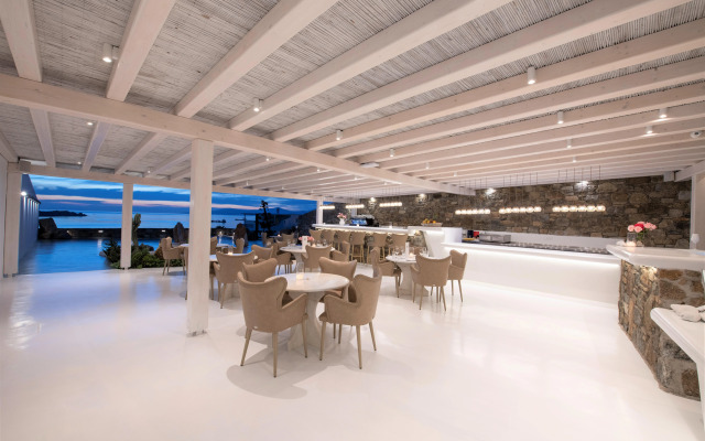 Mykonos Bay Resort & Villas