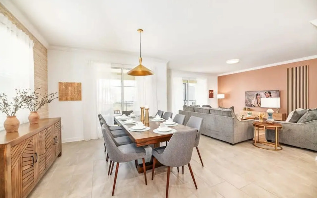 Super Luxury Home Private Pool Premium Location