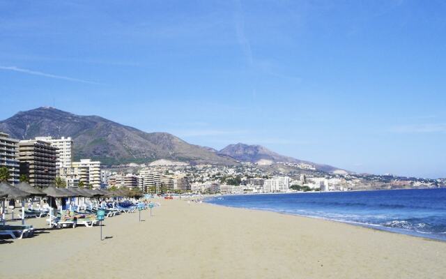 Beach and Sun Paradise by JITKey