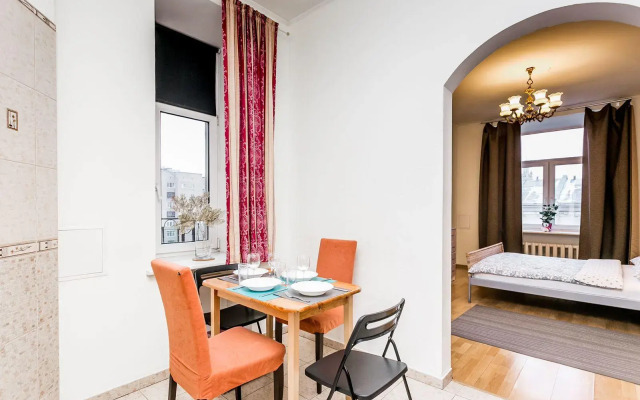 Apartments on Smolenskaya Square 13/21