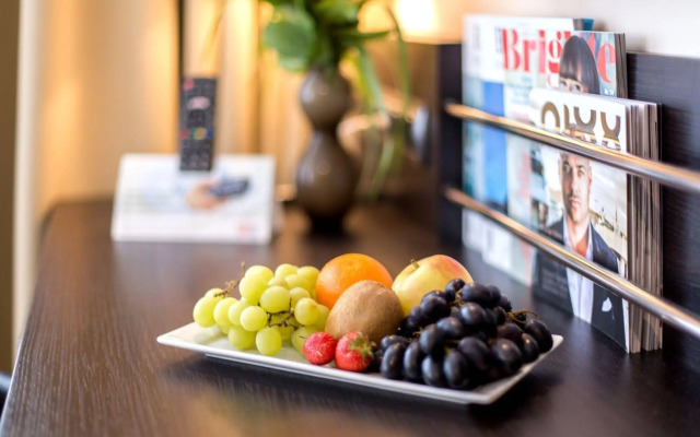 Zi Hotel & Lounge