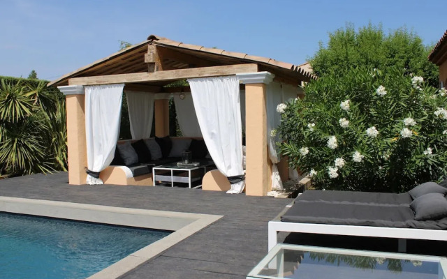 Holiday Home With Large Garden and Pool