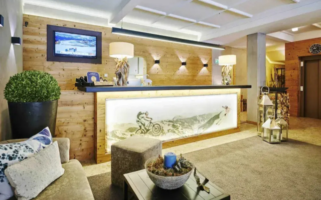 Suite in Saalbach Near ski Area