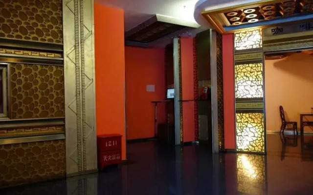 Motel 168