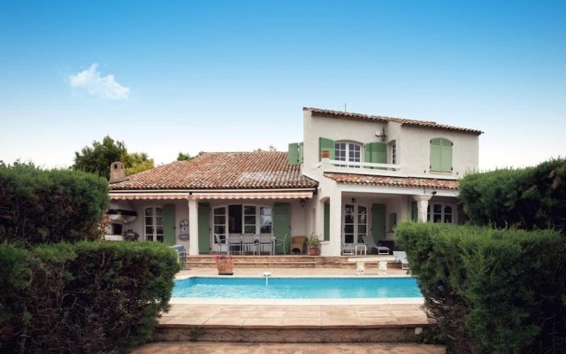 Villa With 4 Bedrooms In Grimaud, With Private Pool, Enclosed Garden And Wifi