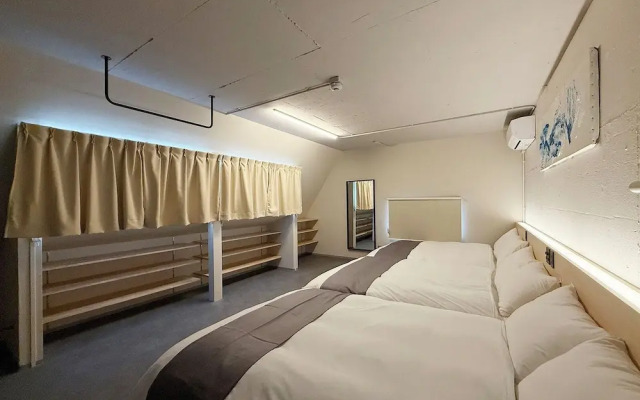 Reno bld 301