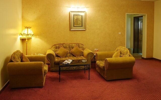 Gulf Paradise Hotel