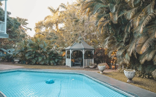 Beside Still Waters Boutique Hotel
