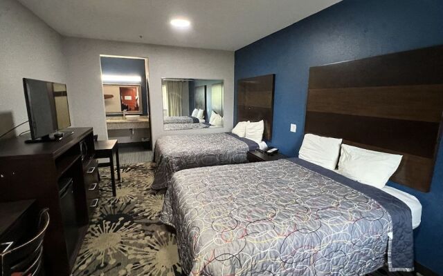 Regency INN & Suites