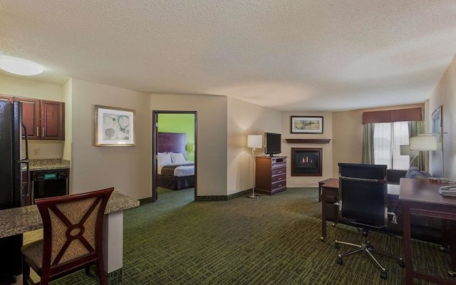 Hawthorn Suites by Wyndham Cedar Rapids
