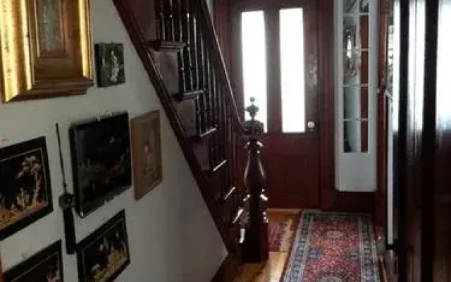 Auberge Nathalie Ora Guesthouse