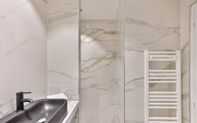 96 - Urban Musée Grévin