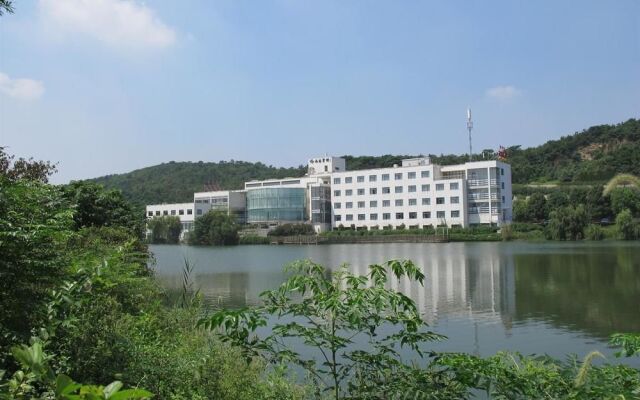 Xianlin Hotel