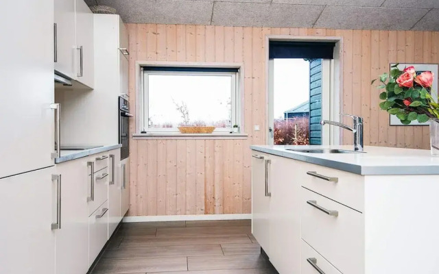 10 Person Holiday Home in Glesborg-by Traum