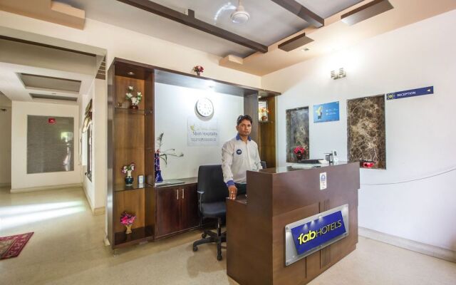 FabHotel Moon Hospitality DLF Phase 3