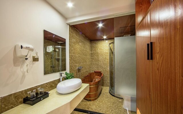 Dream In Jiangnan Hotel