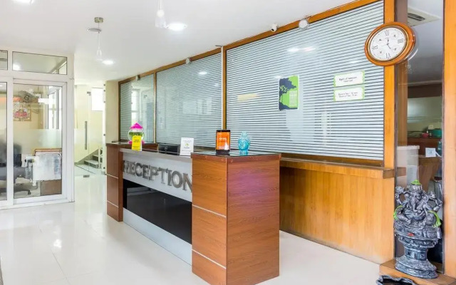 Hotel M Gachibowli by OYO Rooms