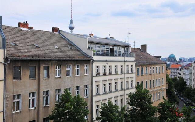 City-Center 3-room Apartment in Mitte