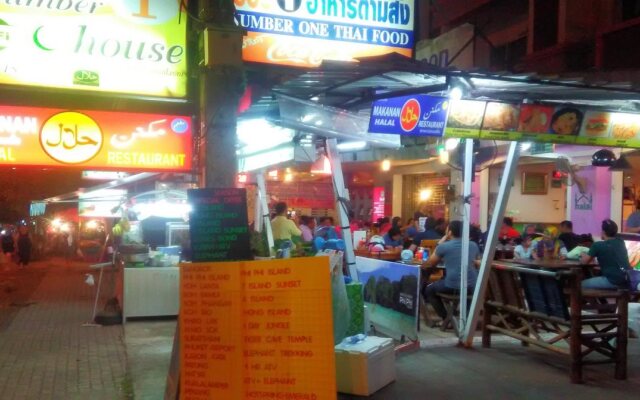 Number 1 Guesthouse & Restaurant