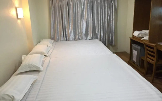 Htun Yadanar Motel