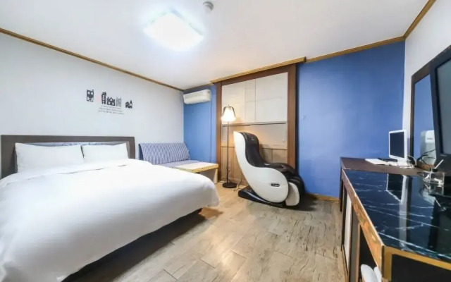 Daejeon Sintanjin Blue