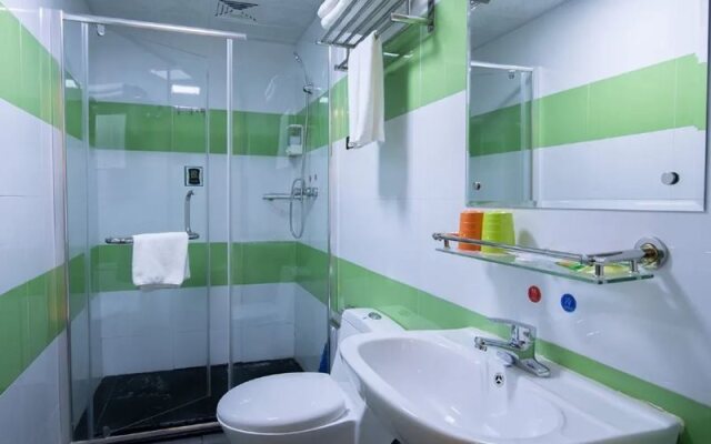 Orange Fashion Apartment (Guangzhou Xiajiao Metro Station)