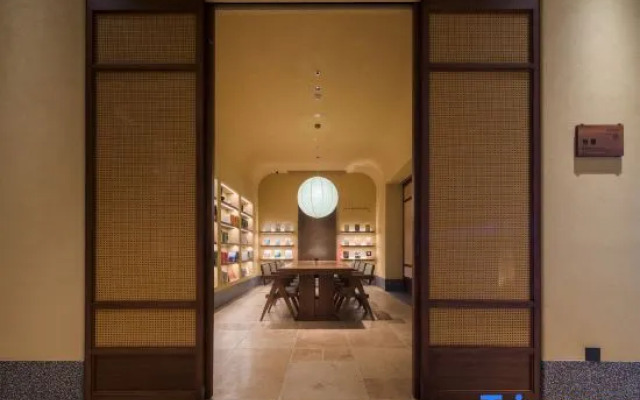 Atour Hotel Dalian Hongxinghai Coastal Highway