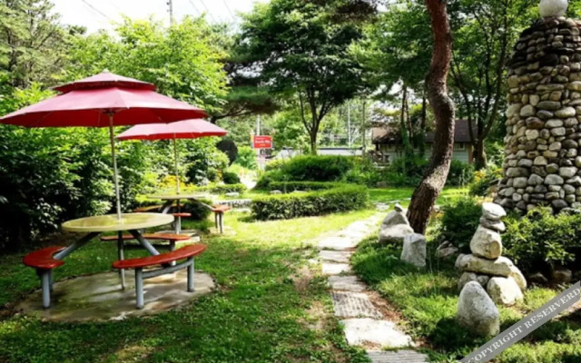 Pocheon Beverly Hill Pension