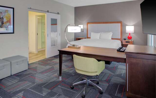 Hampton Inn & Suites Columbus Scioto Downs