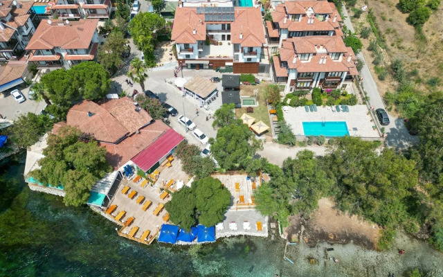 Akyaka Nehir Butik Otel