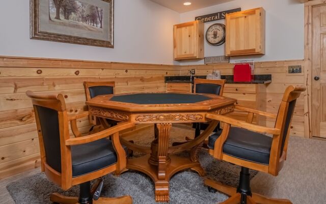 Grin Inn Bear It Holiday Home