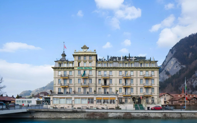 Central Continental Hotel