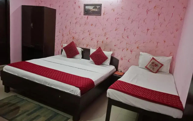 Airport Hotel Parikshit Palace
