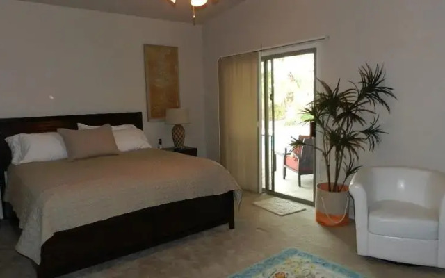 Midtown Retreat by Destination Havasu