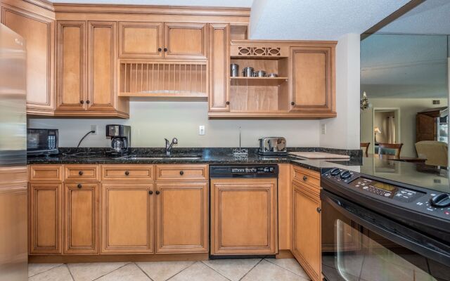 Yacht Club 7536 by Vtrips