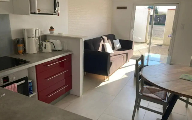 maison entre plage marais et forêt