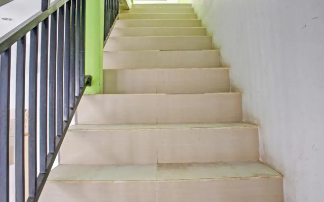 OYO 90112 Hotel Permata Inn