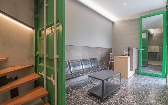 RedDoorz near Taman Rejomulyo