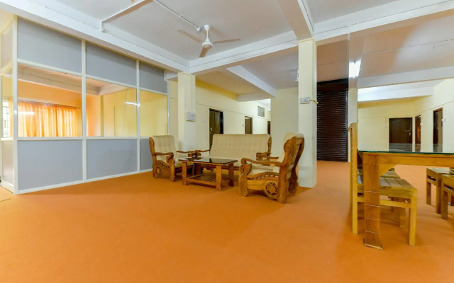 OYO 24607 Lotus Residency